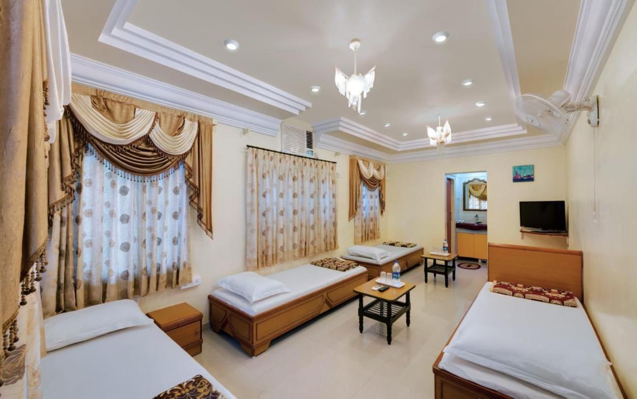 Hotel Ankit Virpur Exteriér fotografie